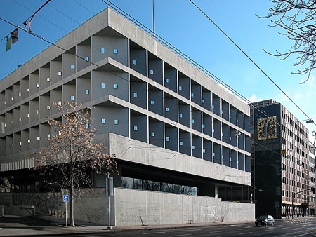 Uni Dufour Building